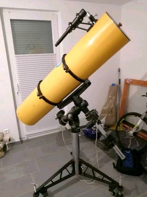 Das "polnische Schlachtross": Uniwersal (Polen) Newton 250/1500mm