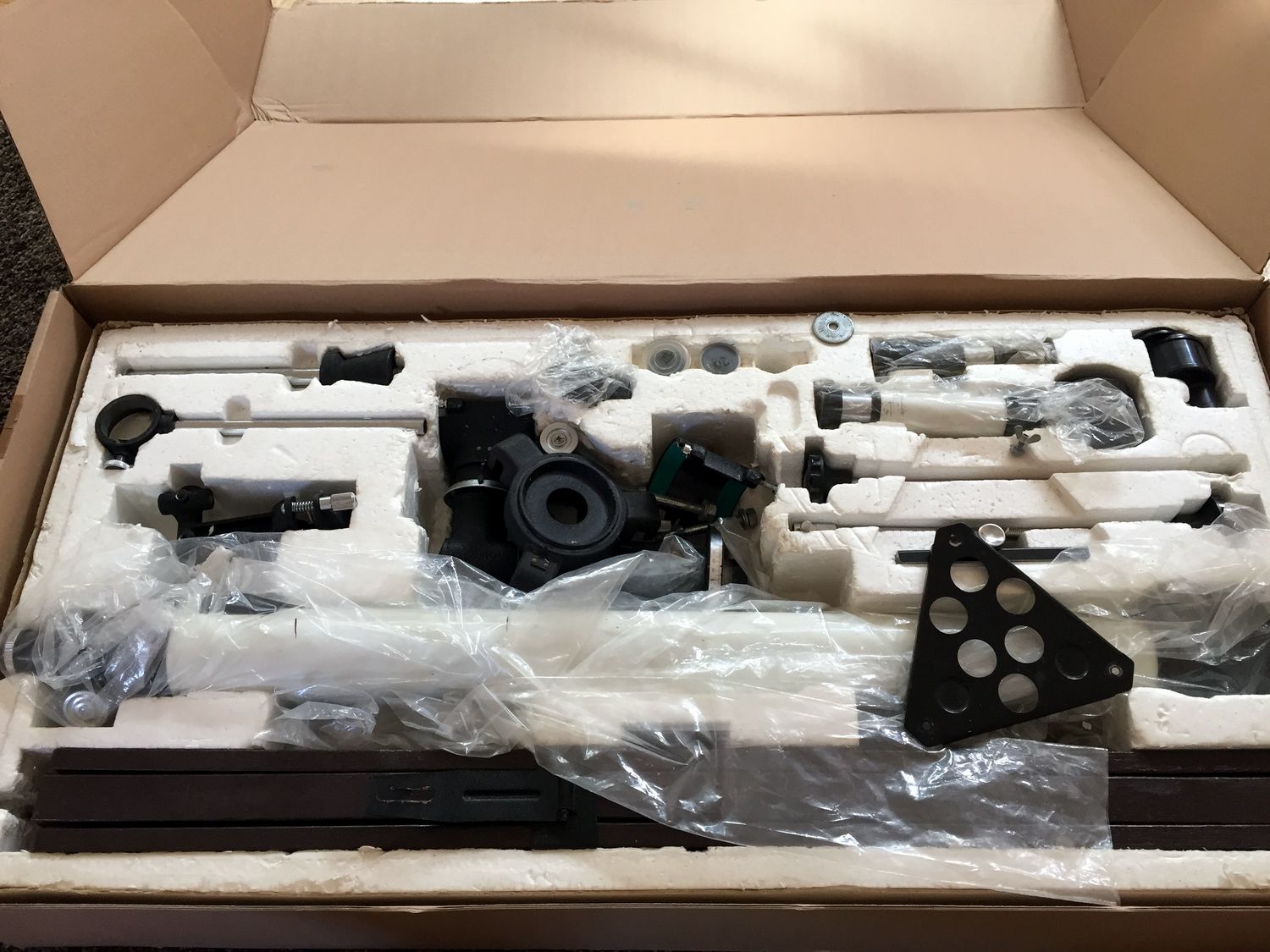 Weltblick Refraktor 60/910mm