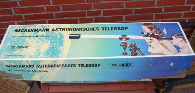 Neckermann Refraktor 60/900mm